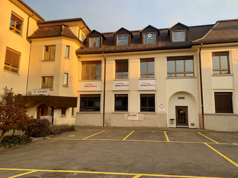 Bahnstrasse 21. 8610 Uster (Zürich)